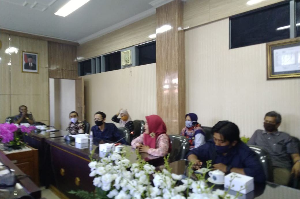 Diduga Ada Manipulasi Data PPDB, Wali Murid di Jember Wadul ke DPRD