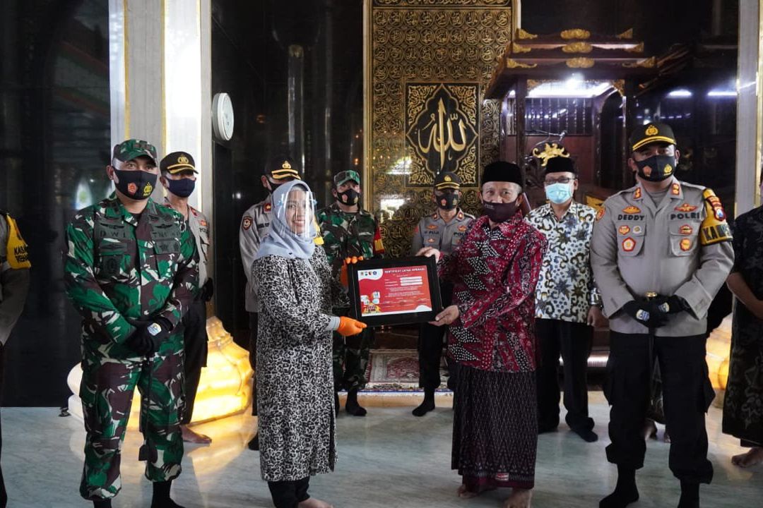 Ning Ita bersama Forkopimda Resmikan Tiga Rumah Ibadah Tangguh