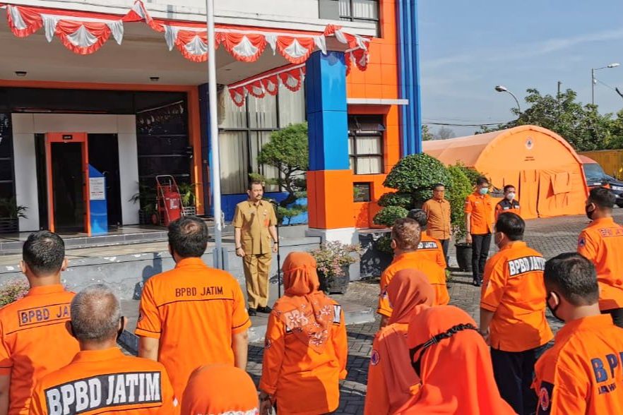 Pesan Plt Kepala BPBD Jatim Yanuar saat Apel Siap Siaga Bencana