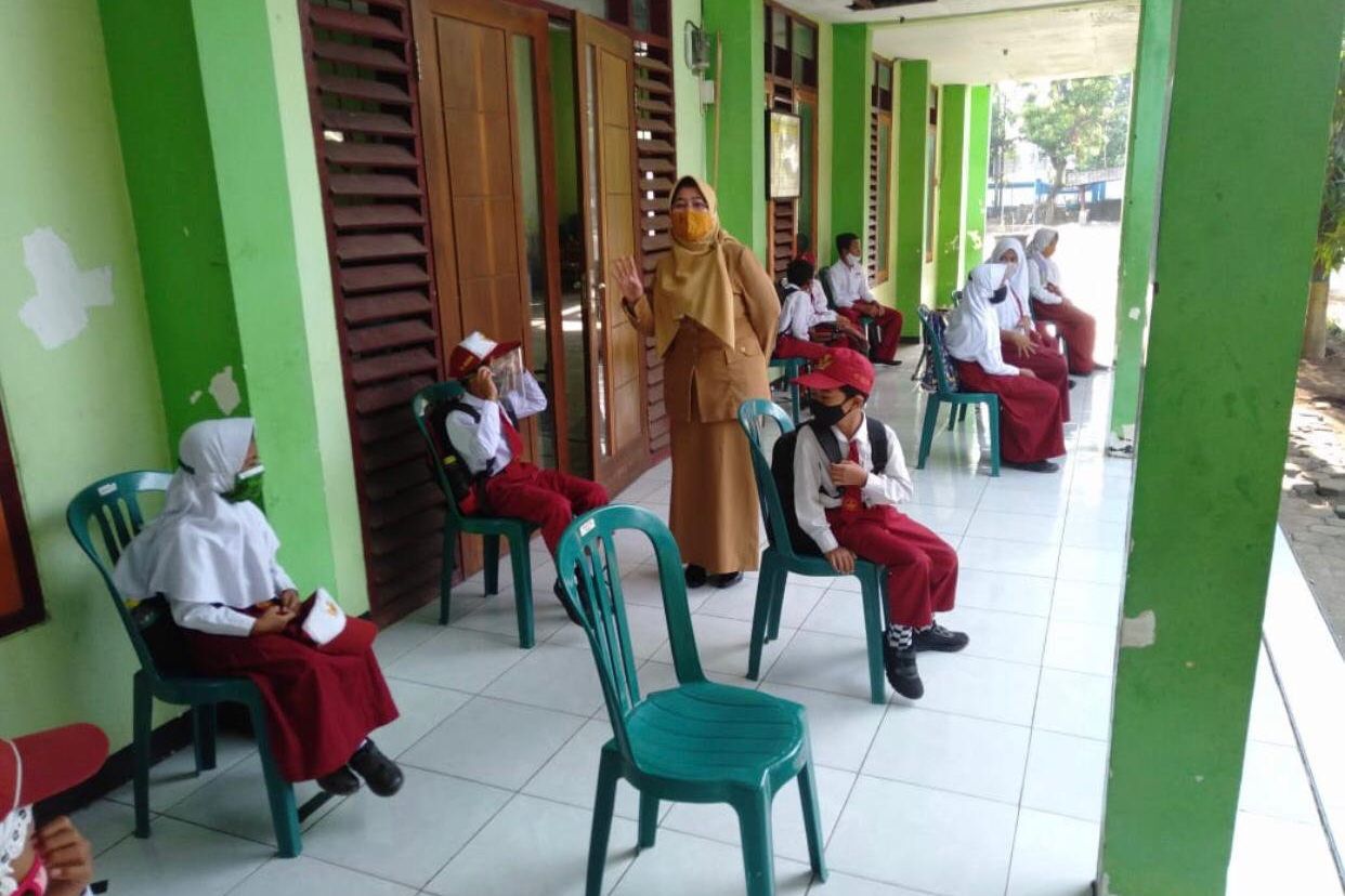 12 SD dan SMP di Probolinggo Mulai Uji Coba Sekolah Tatap Muka