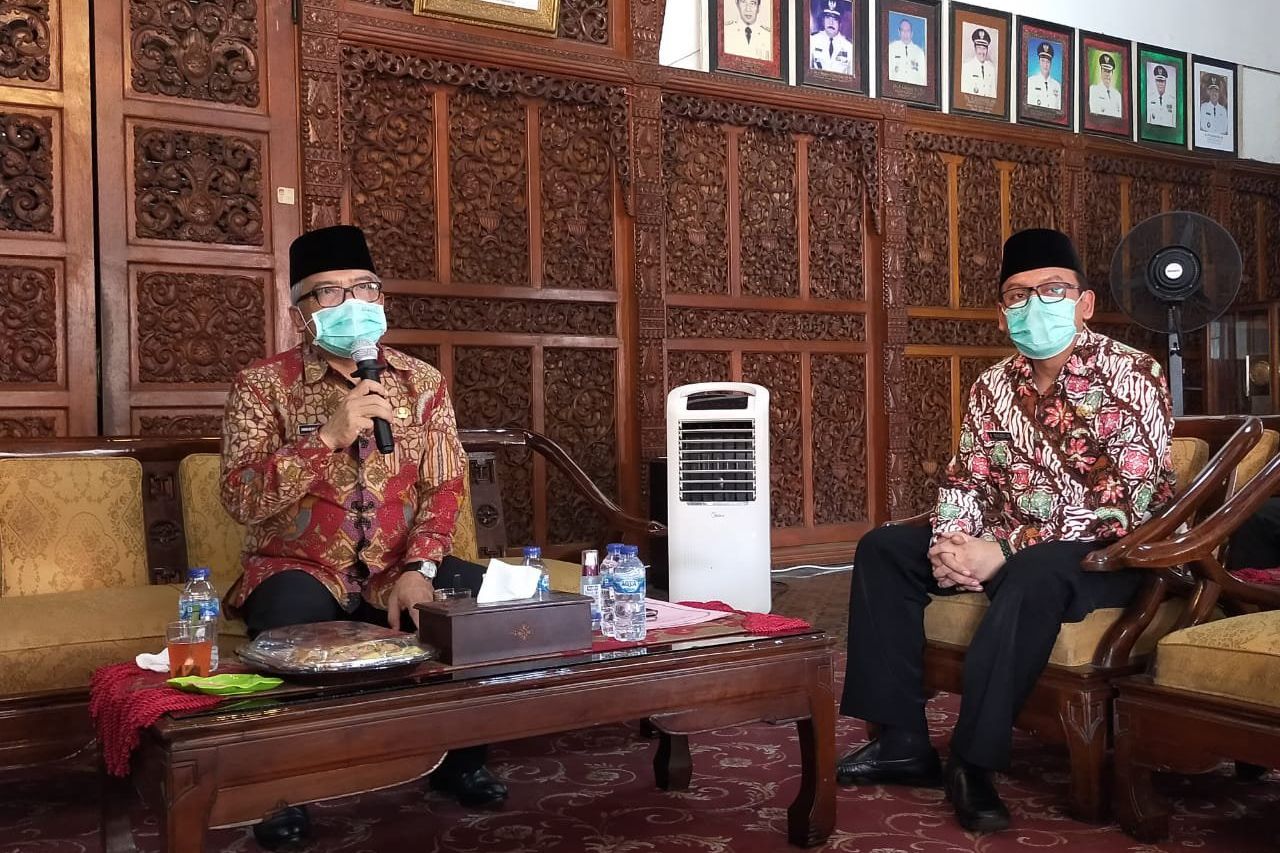Terkonfirmasi Covid - 19 di Kabupaten Mojokerto Tembus Seribu Orang