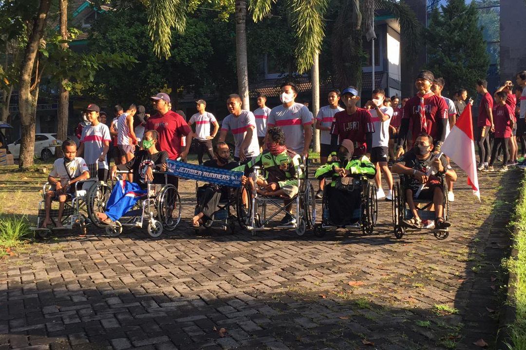 Jaga Kesehatan di Masa Pandemi, Komunitas Ajak Difabel Kursi Roda Berlari Bersama