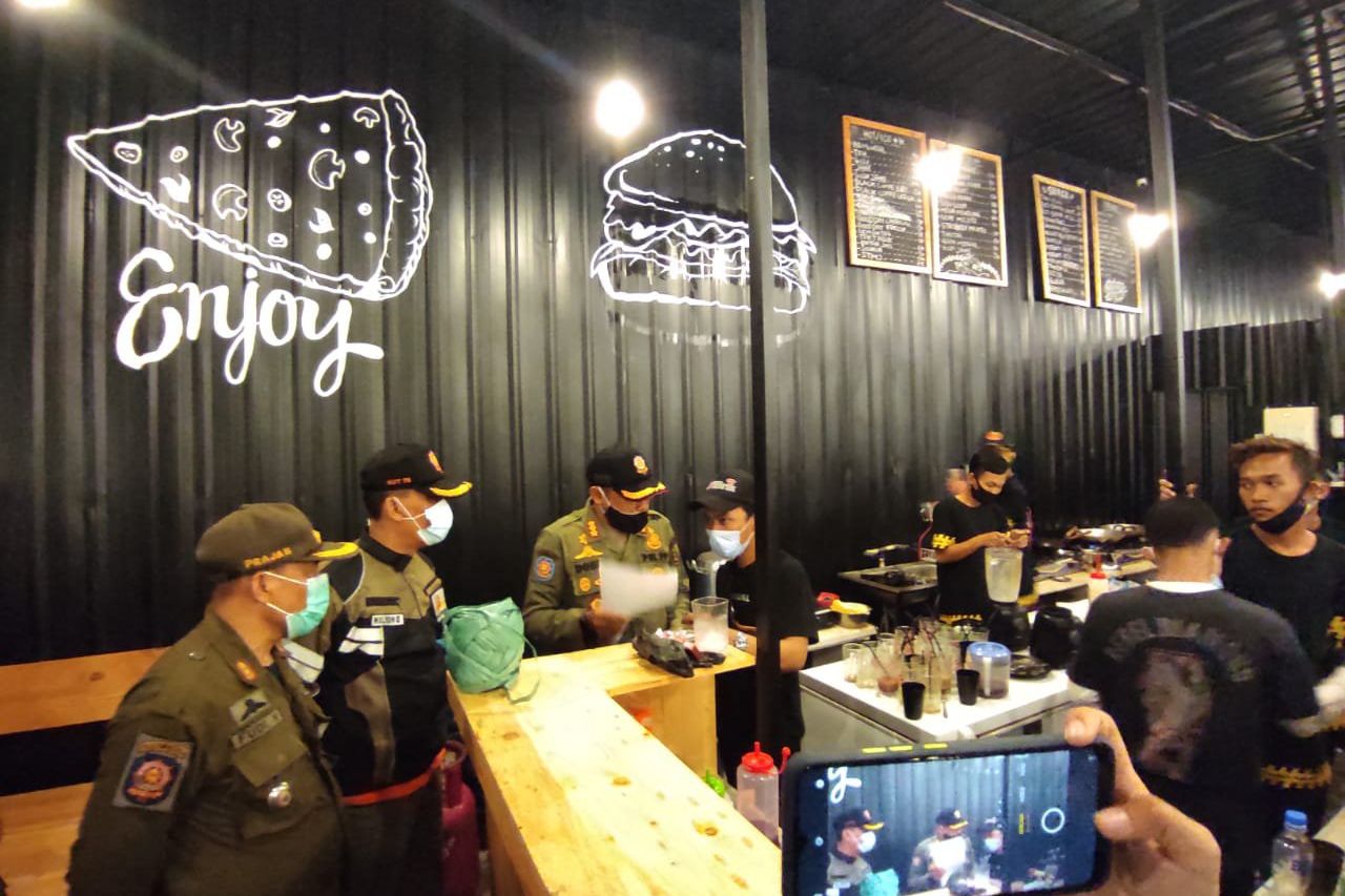 Ini Aturan untuk Restoran, Kafe Hingga Hotel Selama Ramadan di Surabaya