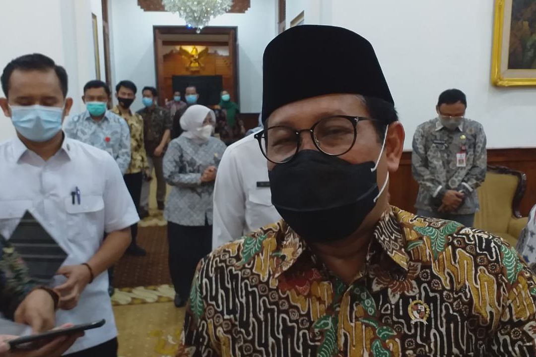 Rentenir Menjamur, Mendes PDTT: Sudah Jadi Gaya Hidup yang Harus Diputus