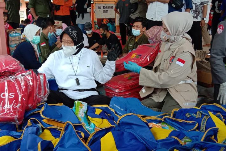 Bencana Beruntun, Mensos Risma Minta Pemda Atur Stok Cadanga