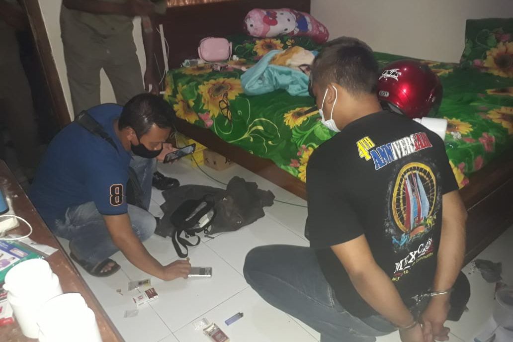 Operasi Tempat Kos, Satpol PP Temukan Pasangan Mesum dan Narkoba