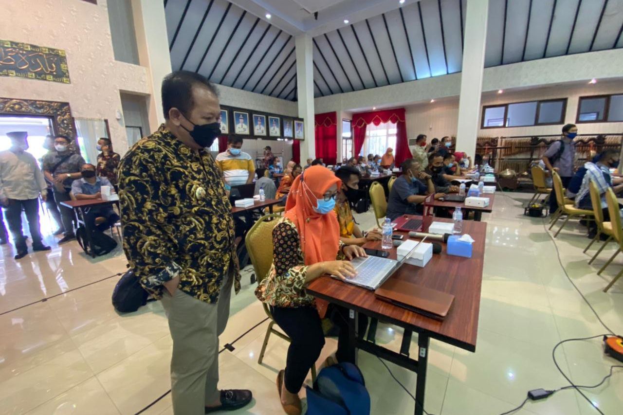 Kejar Waktu, Pemkab Jember Lembur Dua Hari Susun Dua Versi RAPBD 2021