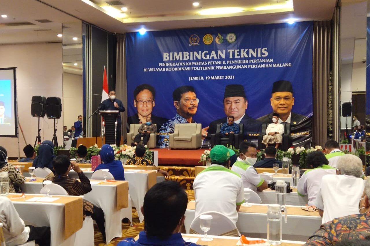 Mantan Mendag Rachmat Gobel Kritik Rencana Impor Beras