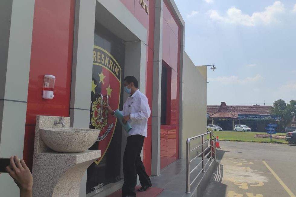 Korupsi Mantan Bupati Mojokerto, KPK Periksa Pejabat hingga Karyawan Dealer Mobil