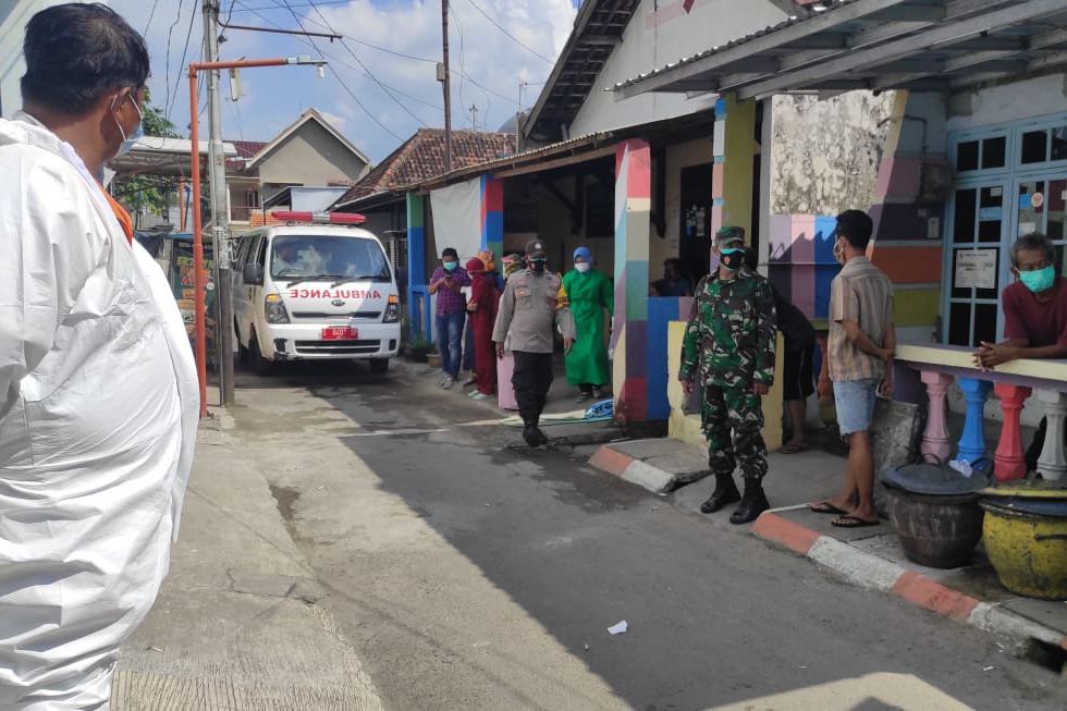 Klaster Covid-19 di Mojokerto, Puluhan Warga Flu usai Bersihkan Saluran Air