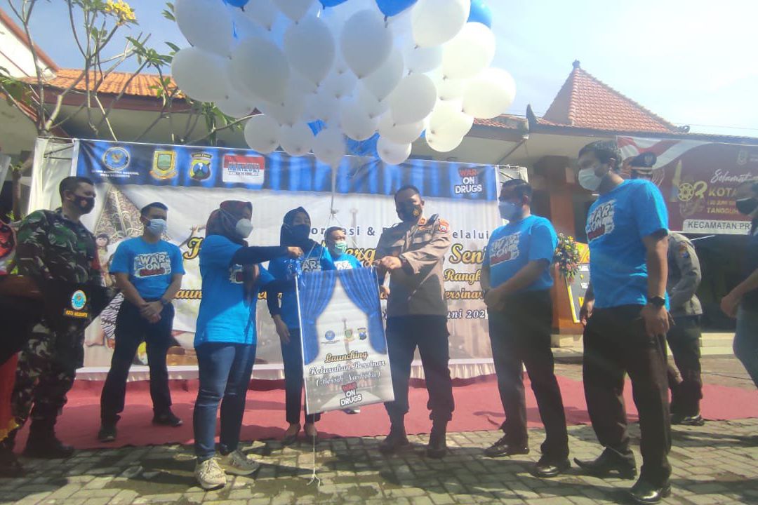 Dua Bandar Narkoba Pernah Dibekuk, Prajuritkulon Mojokerto Jadi Kampung Bersinar
 