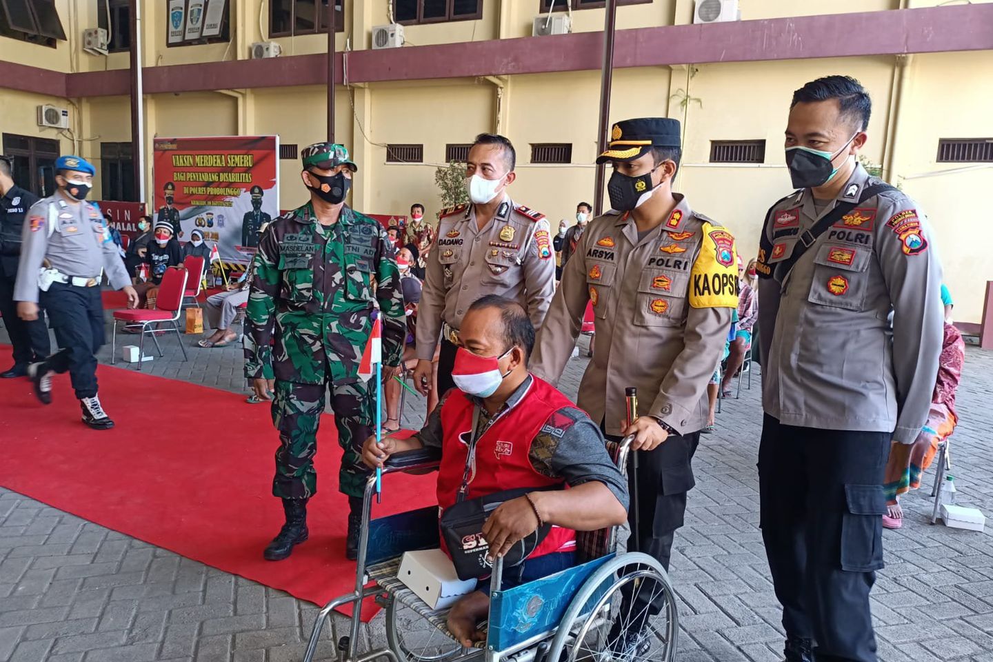 76 Penyandang Disabilitas Jalani Vaksinasi Covid-19 di Mapolres Probolinggo