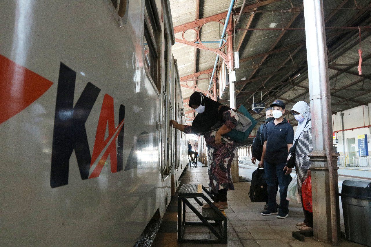 PPKM Semakin Longgar, Tujuh KA Daop 7 Kembali Beroperasi