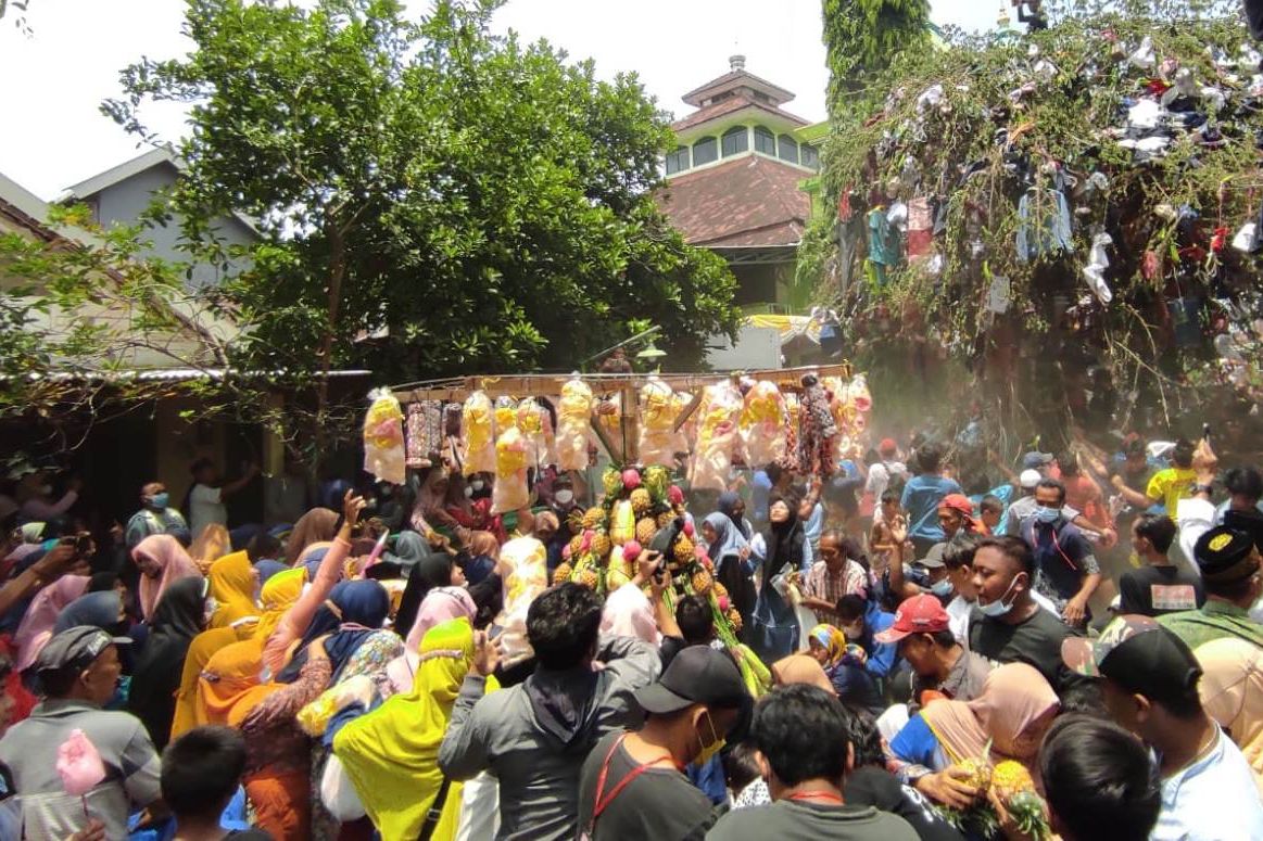 Tradisi <em>Keresan</em> Peringati Maulud Nabi di Mojokerto Kembali Digelar