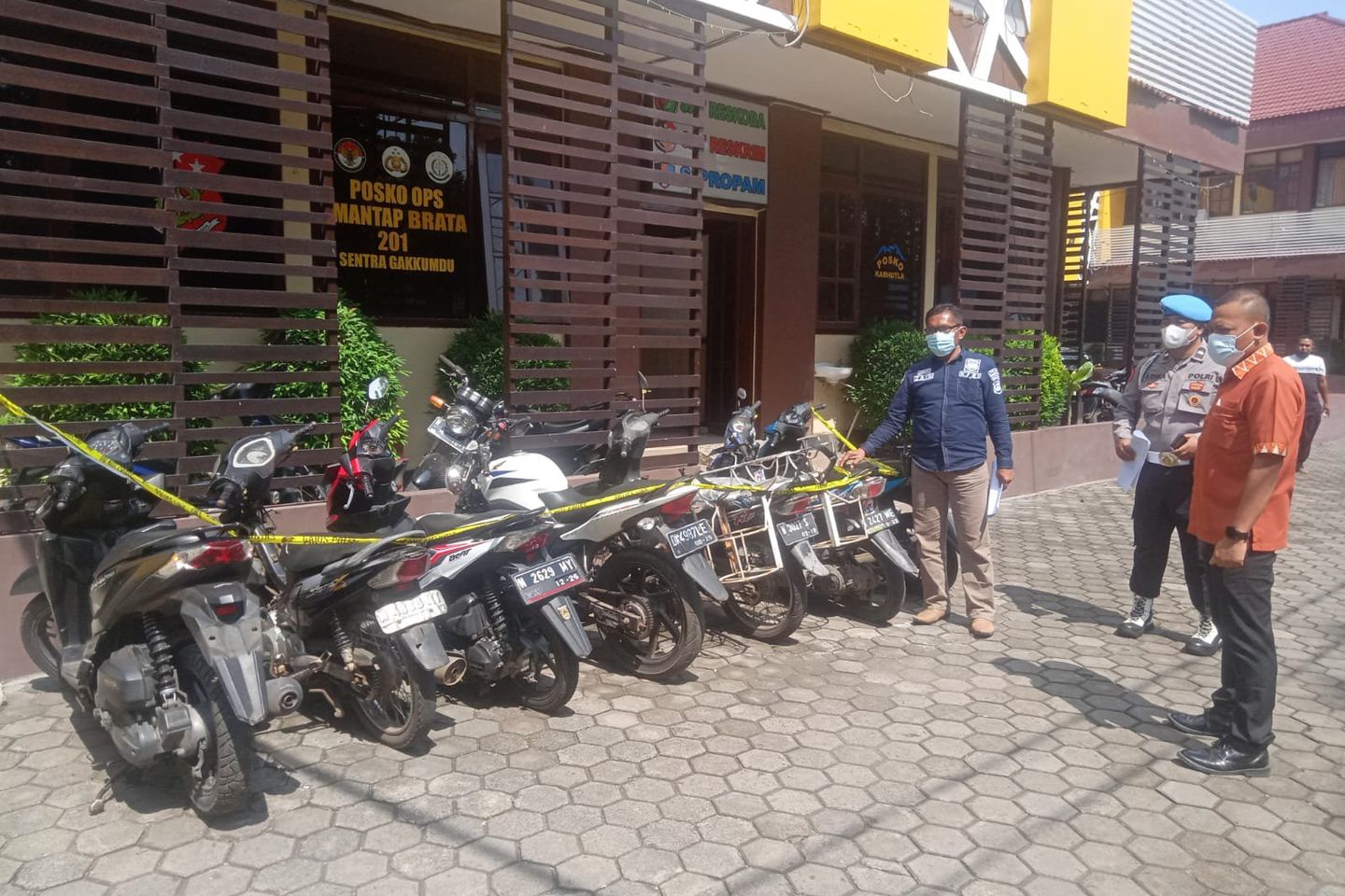 Pakai Jaket "Polisi", Pelaku Curi Motor hingga 21 TKP di Probolinggo
