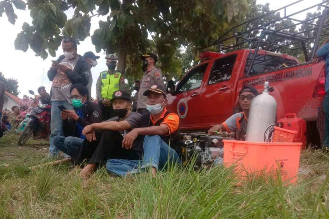 Perahu Terbalik, Empat Pemancing di Waduk Gondang Lamongan Tenggelam