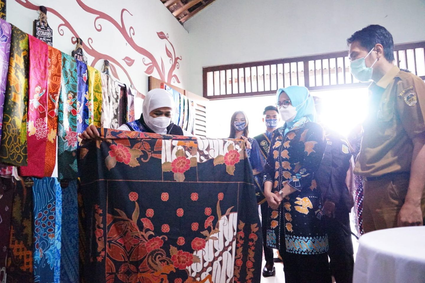 Khofifah Imbau Kabupaten dan Kota Berlomba Usulkan Desa Devisa