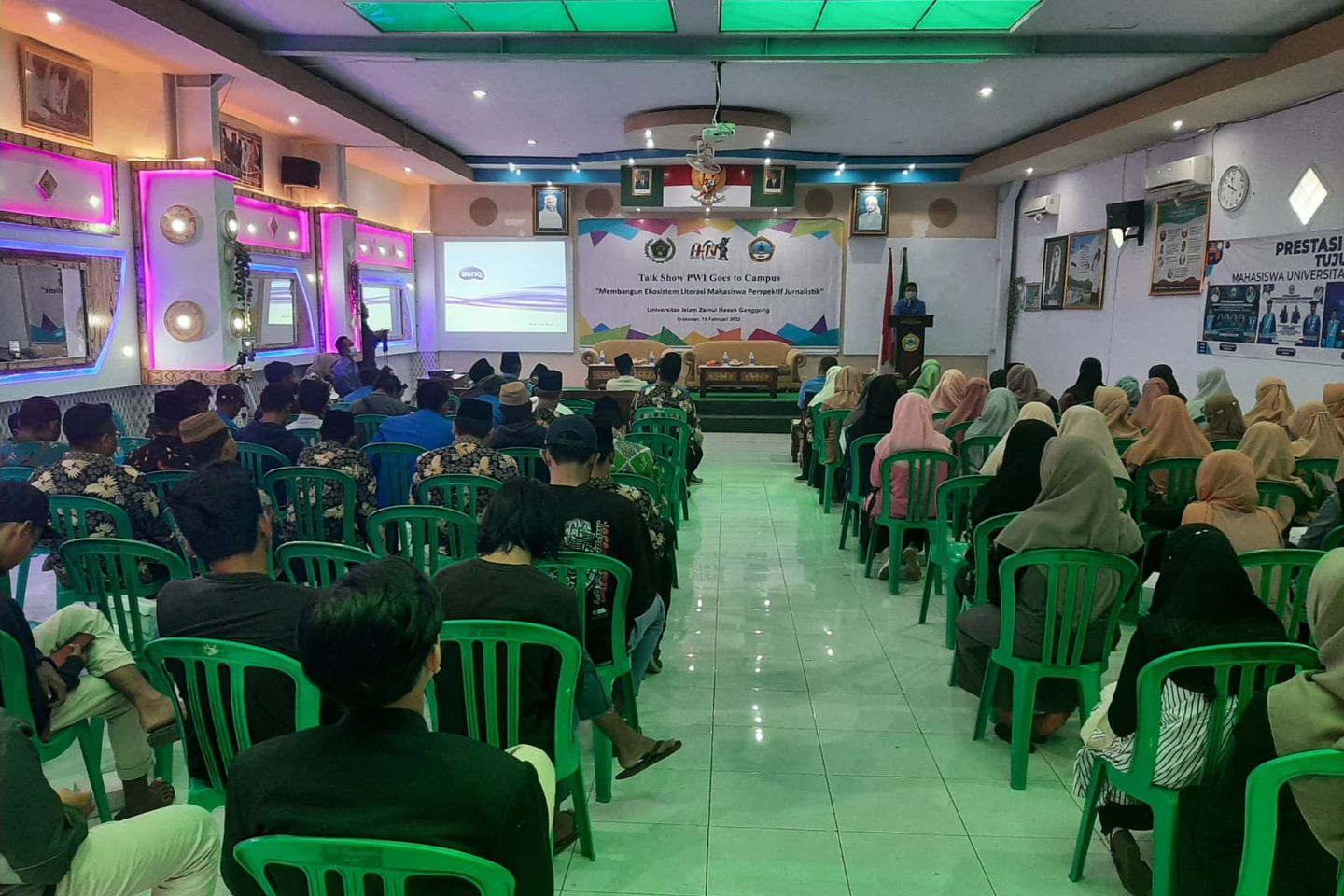 Tangkal Hoaks, PWI Probolinggo Raya Gelar <em>Talk</em> <em>Show</em> Literasi bagi Mahasiswa