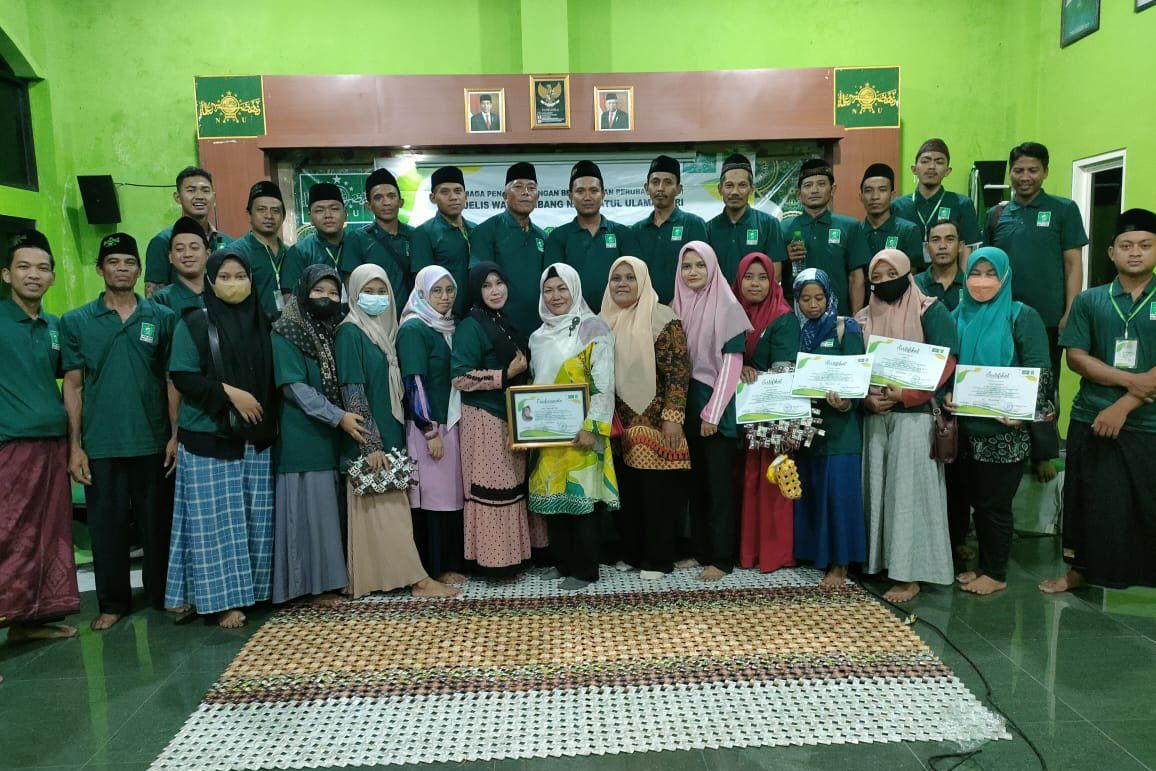 Ajak Warga Kelola Sampah, MWC NU Turi Lamongan Beri Pelatihan Bank Sampah