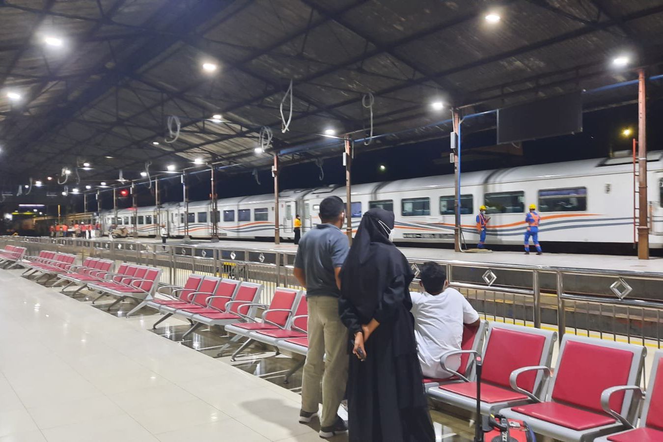 Relaksasi Prokes, PT KAI : Titik Balik Kebangkitan Moda Transportasi