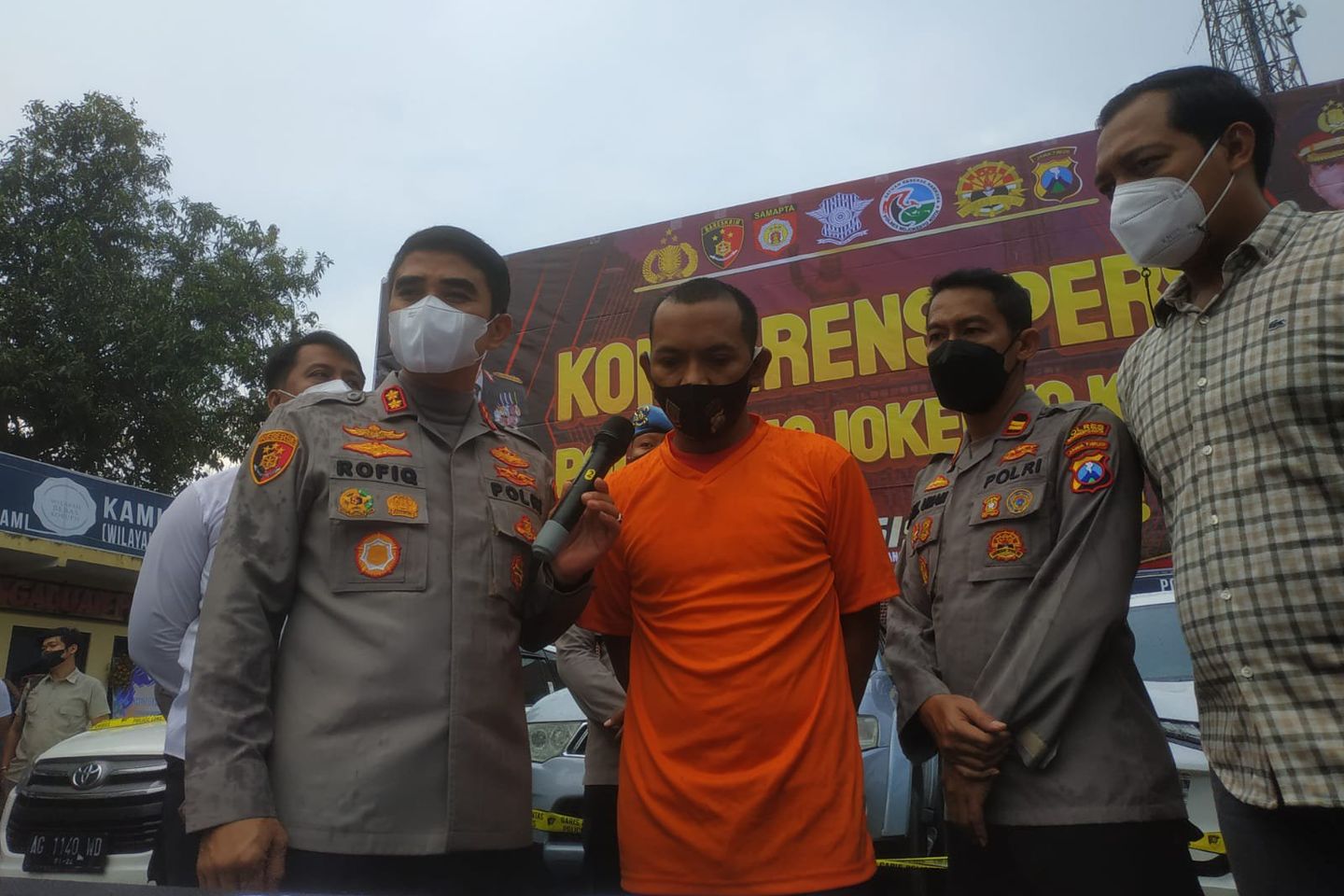 Mantan Karyawan <em>Leasing</em> di Mojokerto Tipu dan Gelapkan Belasan Mobil