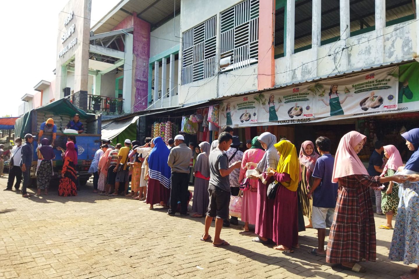<strong>Harga Beras di Probolinggo Melebihi HET, Pemerintah Gelar Operasi Pasar</strong>