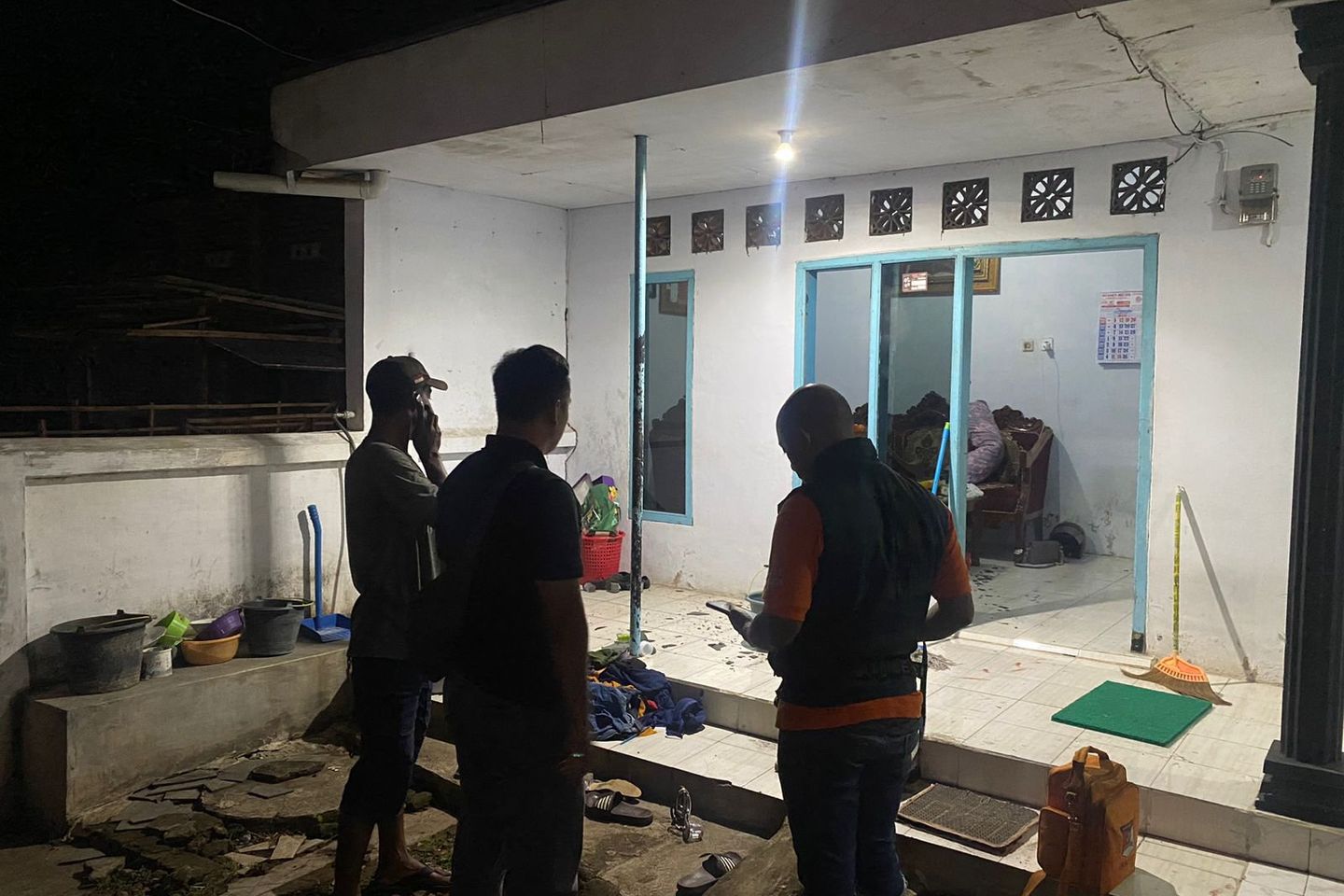 Rumah Warga di Kota Probolinggo Dilempar Bom Ikan 