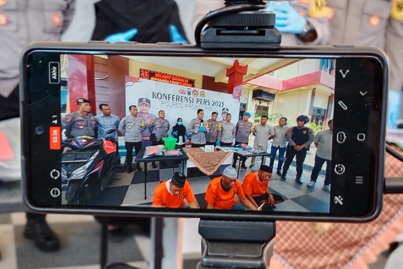 Pelaku Pembakaran Mobil Ketua LSM Siliwangi Probolinggo Akhirnya Ditangkap