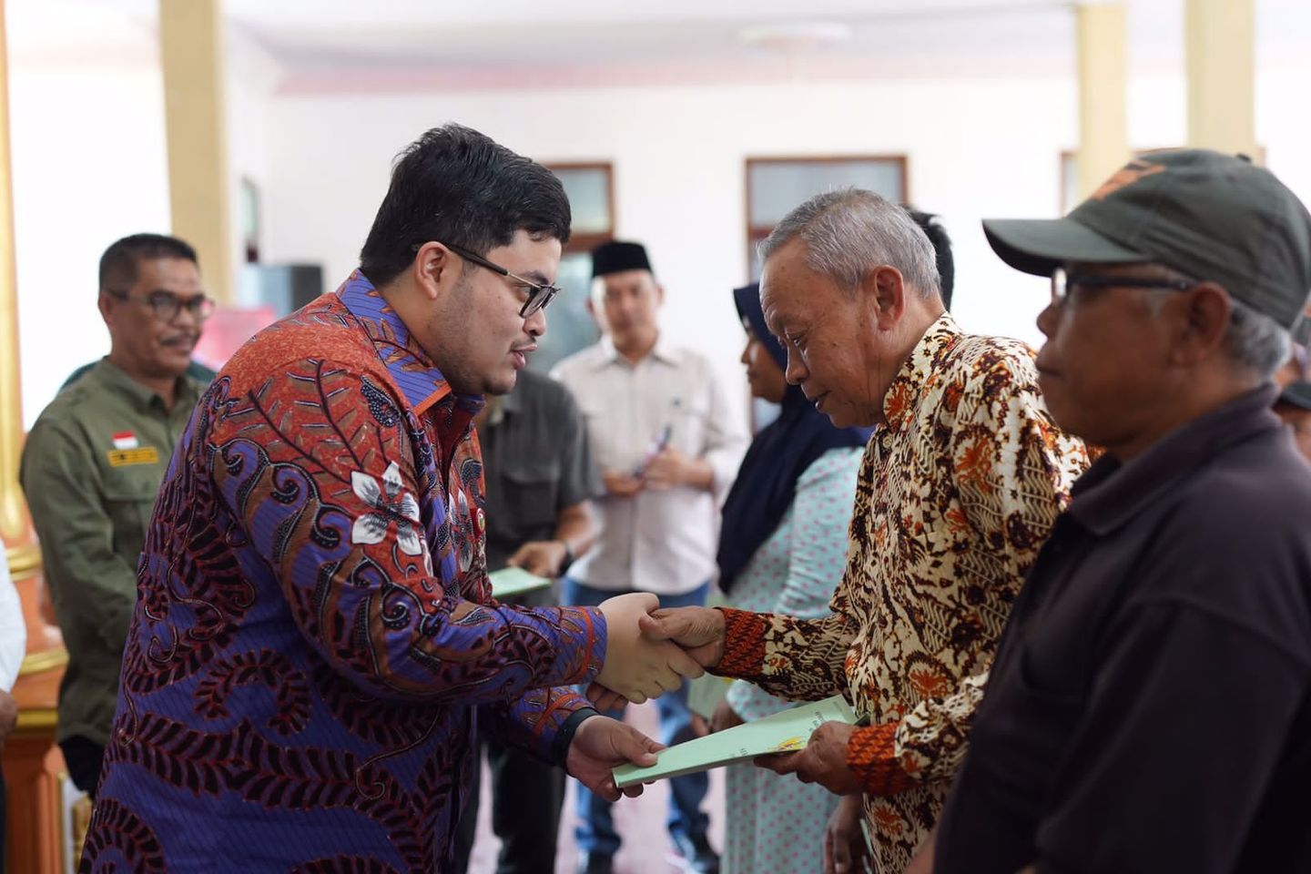 Bupati Dhito Targetkan PTSL Tuntas Dua Tahun