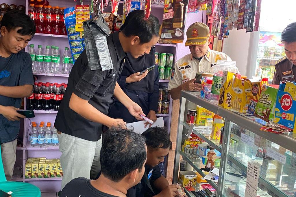 Nihil Temuan, Pemilik Toko di Kota Mojokerto Sadar Aksi Gempur Rokok Ilegal