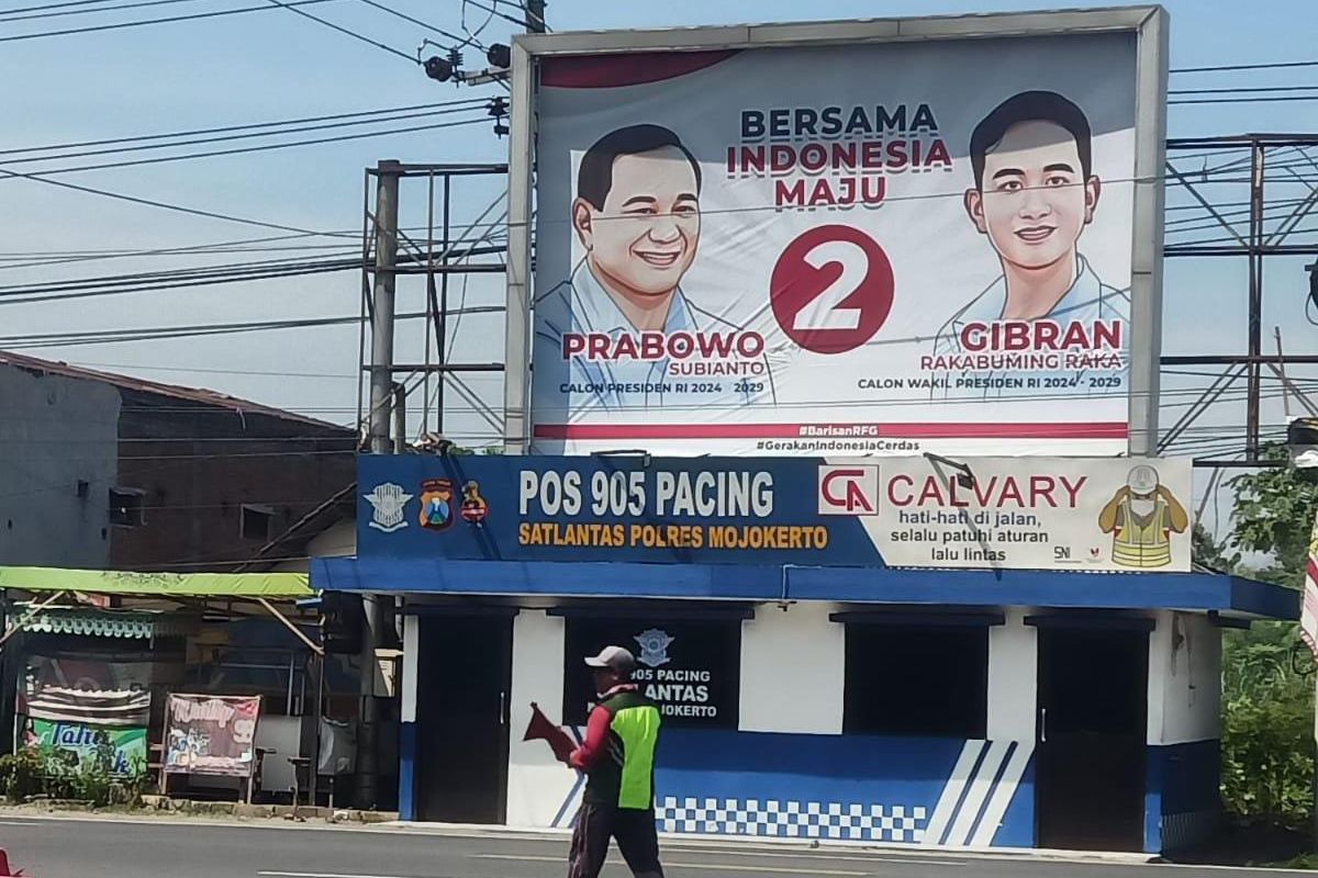 Bawaslu Mojokerto Minta Polda Jatim Minta Maaf terkait Gambar Capres-Cawapres di Pos Polisi
