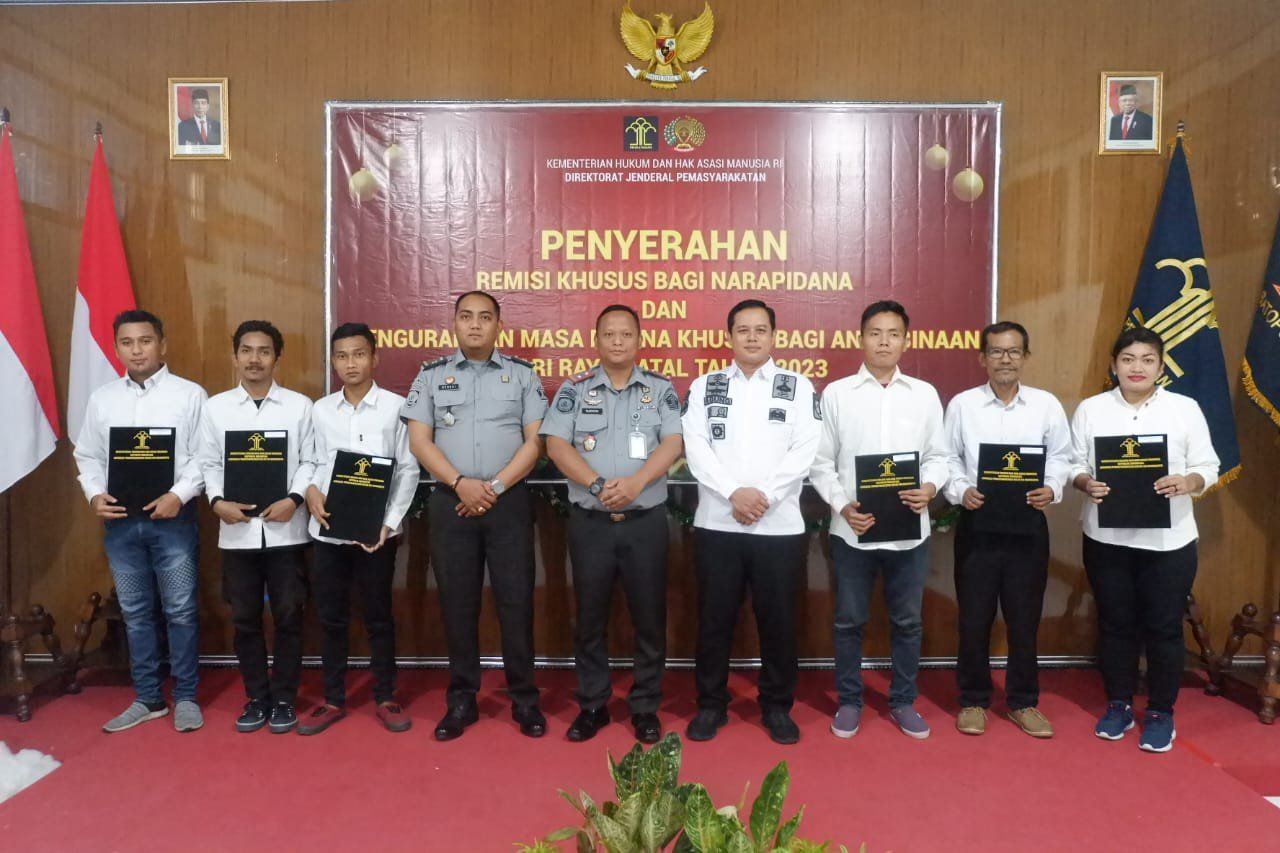 Enam Narapidana Lapas Kelas IIB Mojokerto Menerima Remisi Khusus Natal