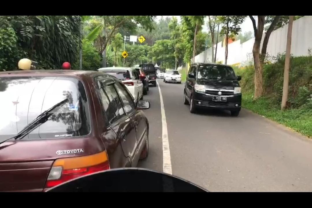 Libur Panjang, Polisi Lakukan Rekayasa Lalu Lintas Menuju Wisata Trawas Mojokerto