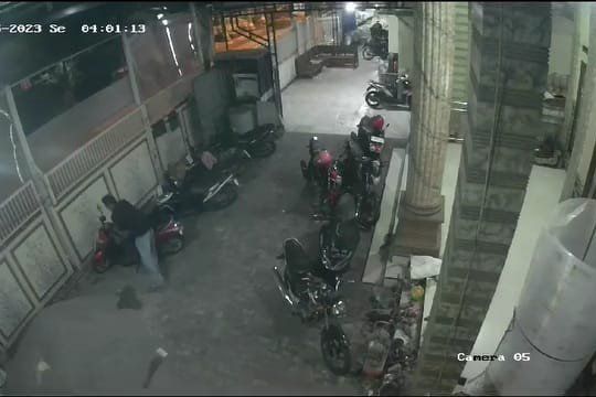 Ditinggal Goreng Kerupuk, Motor Amblas Digondol Maling
