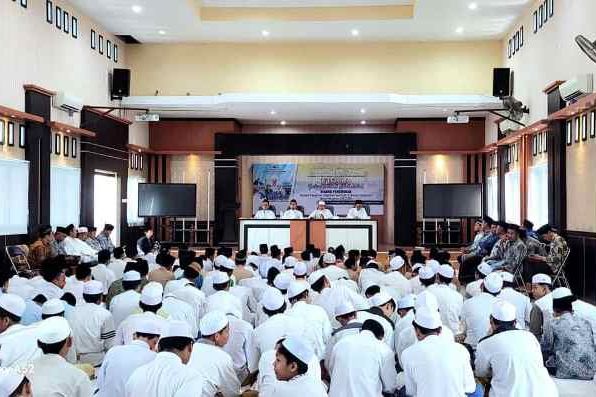 Tradisi Festival Ilmiah dan Sains Santri Ponpes Salafiyah Syafi'iyah Situbondo