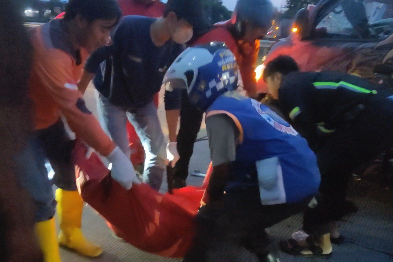 Diduga Tabrak Lari, Sopir Pikap Tewas di Jalan Bypass Mojokerto
