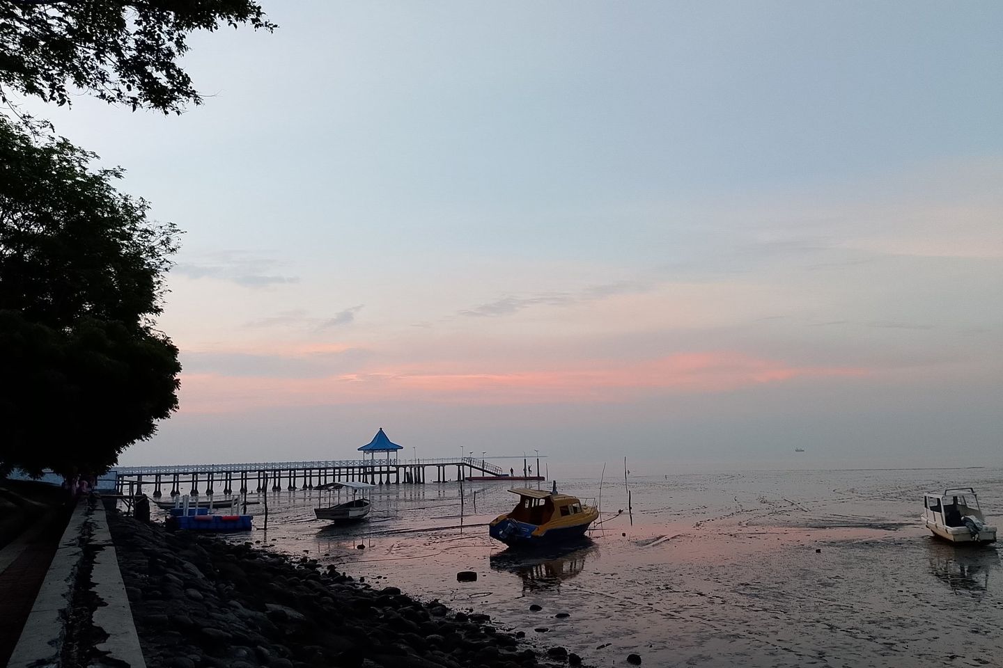 Pemkab Probolinggo dan Lawu Group Bangun Pantai Bentar secara Bertahap  