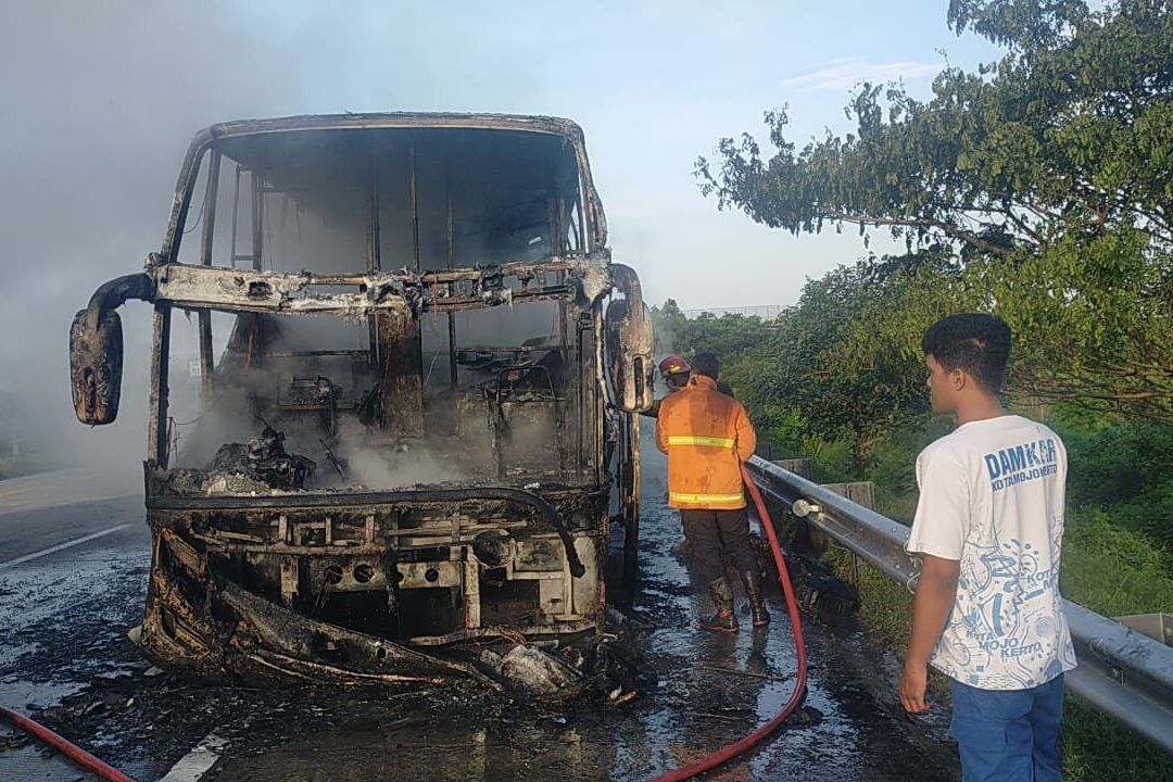Bus Pahala Kencana Terbakar, Ini Penyebabnya