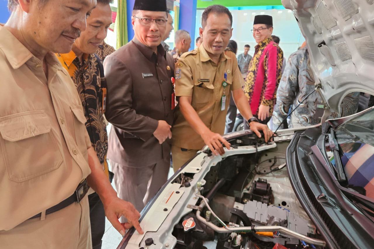 Pelajar SMK Tamansiswa Mojokerto Berhasil Ubah Kendaraan BBM ke Listrik