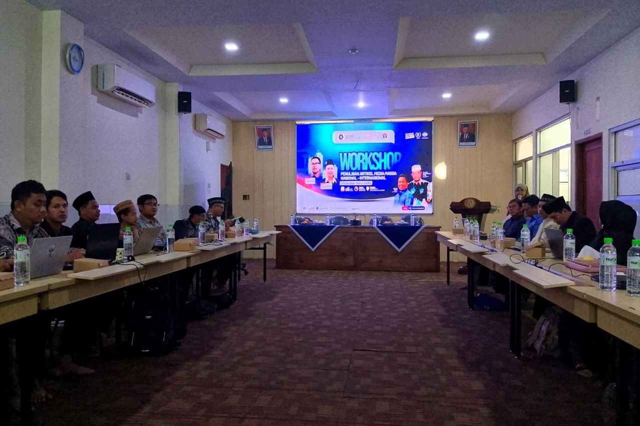 Perkuat Literasi, Universitas Nurul Jadid Gelar Workshop Penulisan Artikel bersama PWI