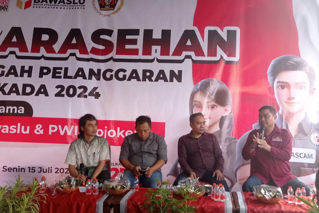Bawaslu dan PWI Mojokerto Gelar Sarasehan, Ajak Masyarakat Awasi Pelanggaran Pilkada