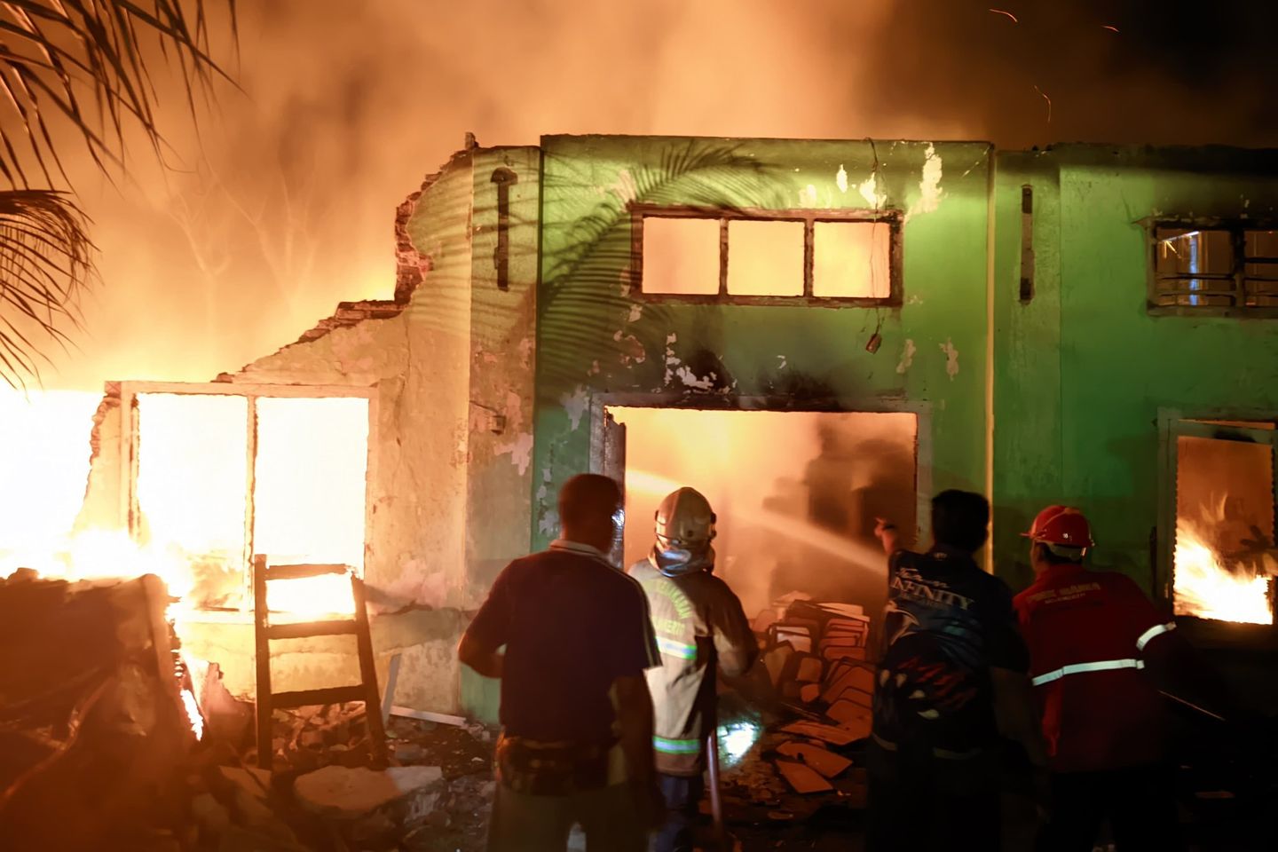 Gudang Penyimpanan Furniture Denzibang TNI AD Mojokerto Terbakar