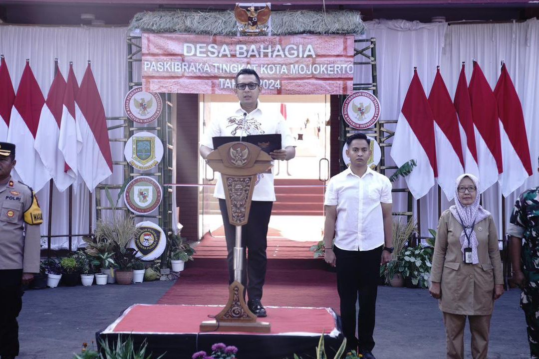 Pj Wali Kota Mojokerto Tanamkan Semangat Merah Putih pada Capaska