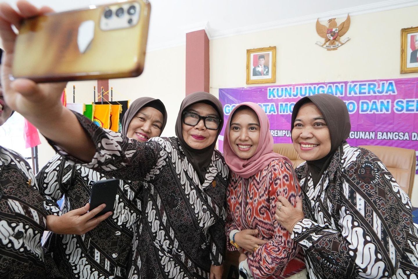 Ning Ita Dikabarkan Gandeng Akademikus sebagai Calon Wakil Wali Kota Mojokerto