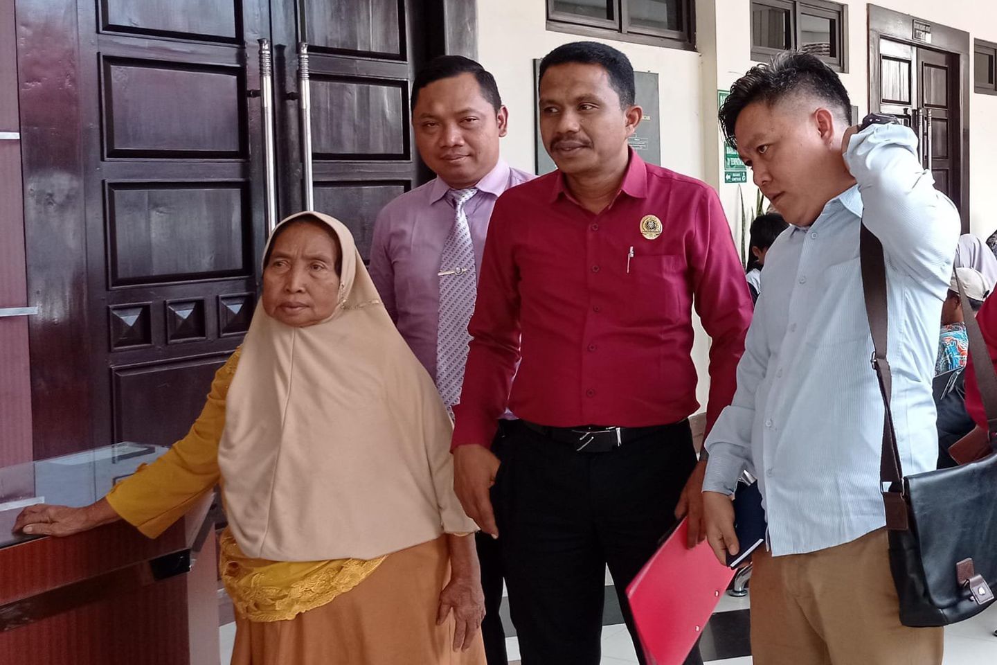 Nenek 70 Tahun di Jember Digugat Hak Waris Keluarganya, Ini Duduk Perkaranya