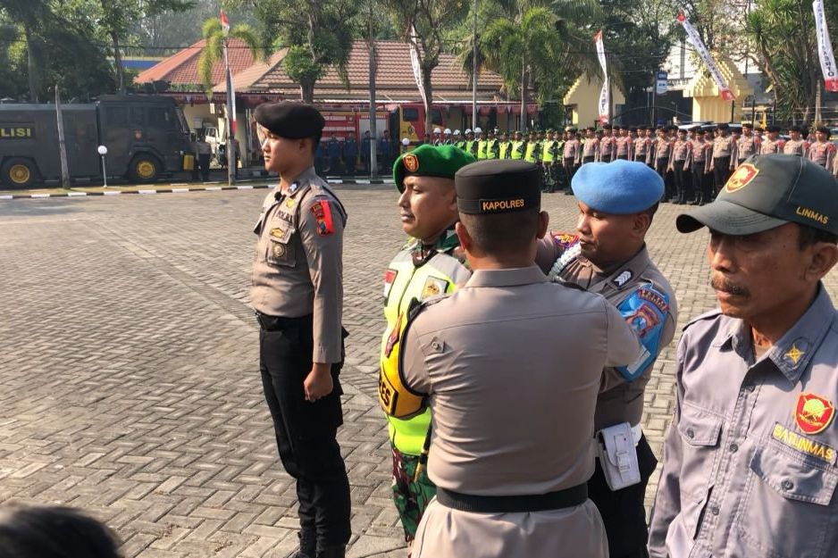 Polres Mojokerto Gelar Apel Pengamanan Pilkada, Ketua Parpol Komitmen Pilkada Damai