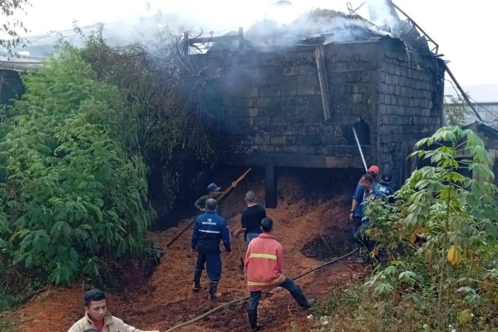 Pabrik Pemotongan Kayu di Mojokerto Terbakar, Diduga Korsleting Penyedot Serbuk Kayu