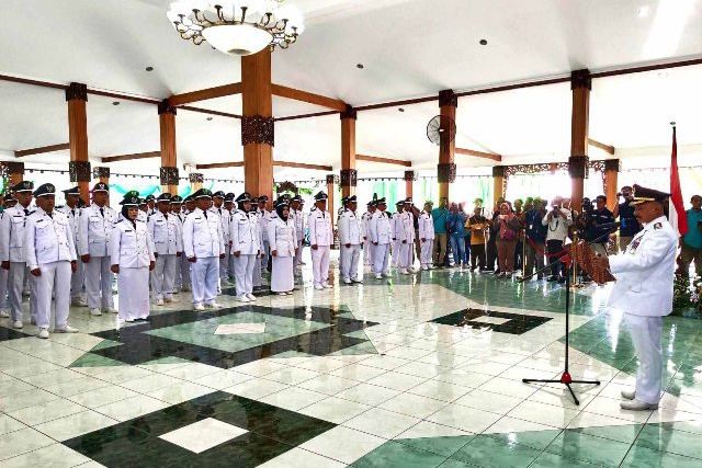 Lantik 129 Kades Perpanjangan Jabatan, Bung Karna Minta Kembangkan Potensi Lokal