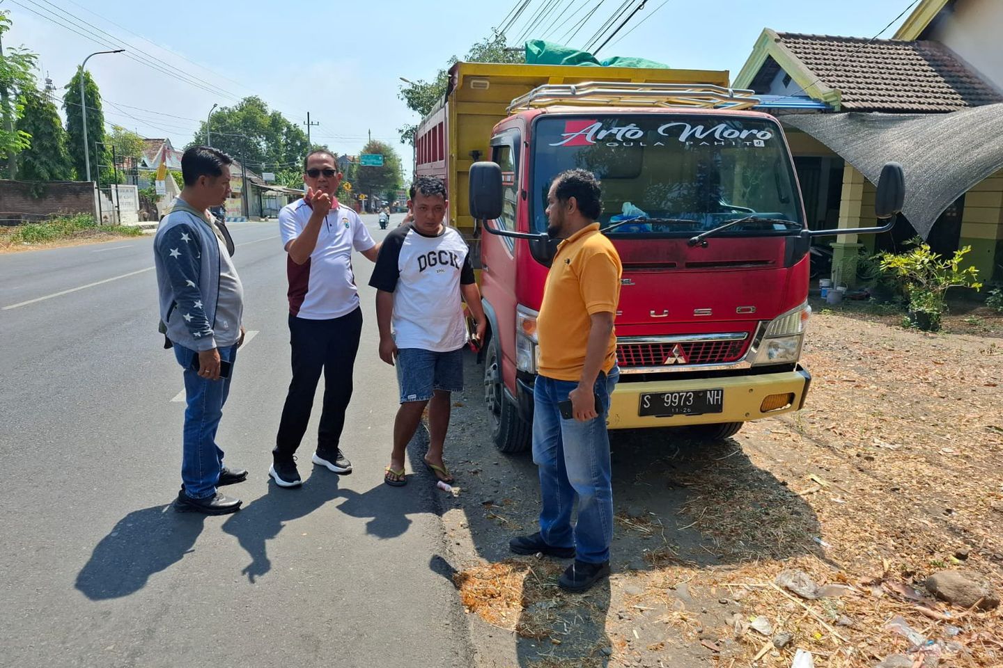 Polisi Amankan Sopir Truk yang Kabur Setelah Menabrak Dua Pemotor Tewas di Mojokerto