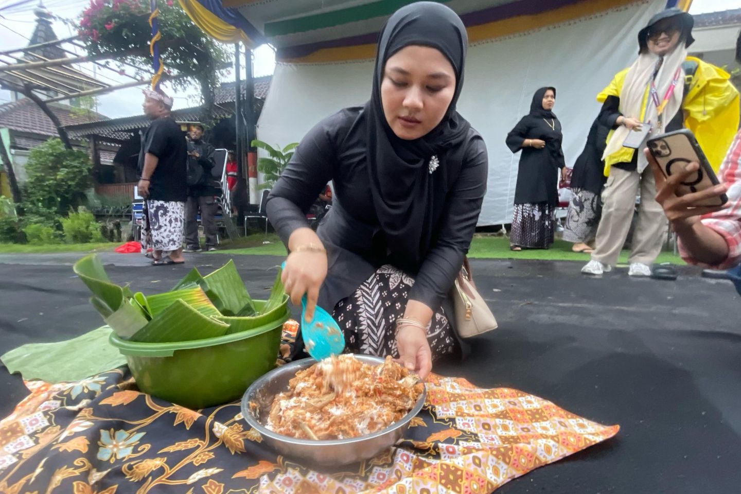 Pecel Pitik, Kuliner Sarat Filosofi Sebagai Penutup Barong Ider Bumi di Banyuwangi